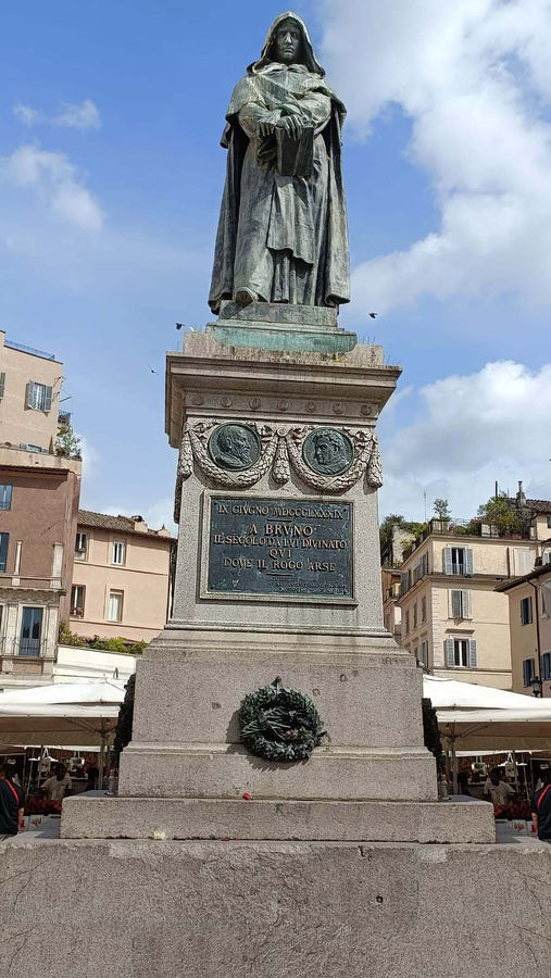 monumento-a-giordano-bruno-roma