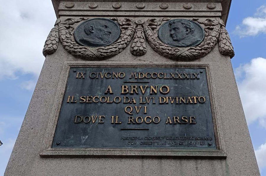 monumento-a-giordano-bruno-roma-particolare